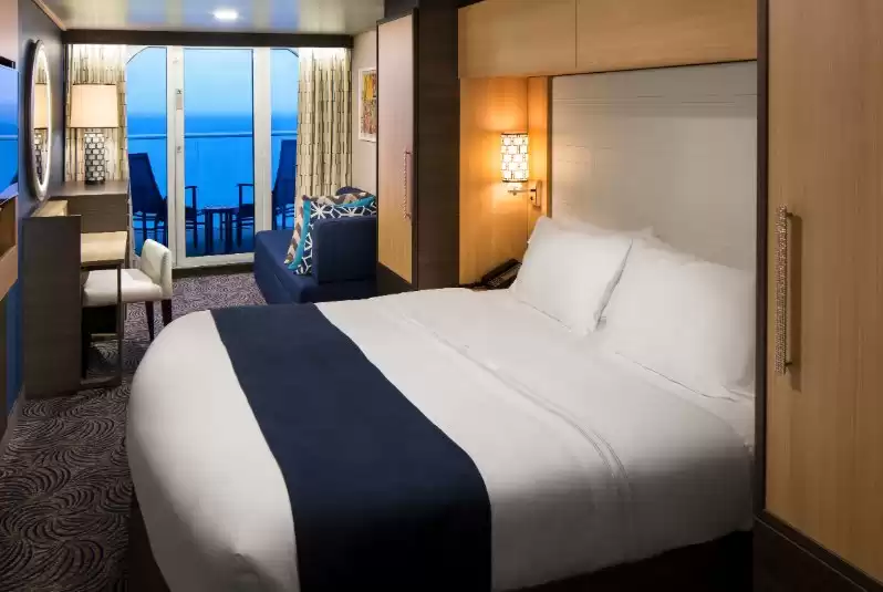 Cabina con vista al mar y balcón